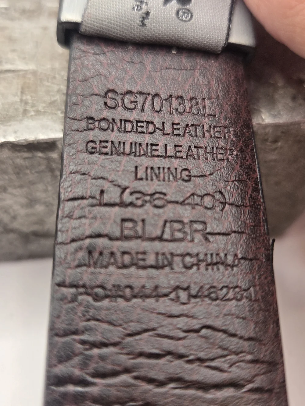 Swiss Gear reversible leather belt